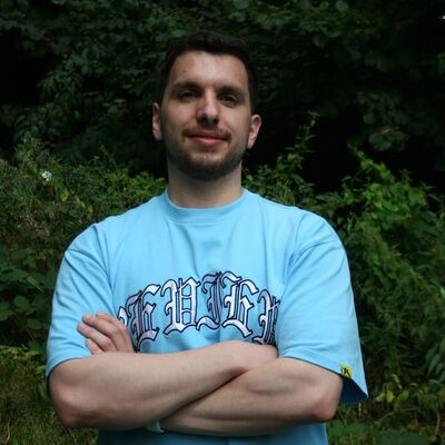 Herr Keser unterrichtet M, Ww Herr Keser