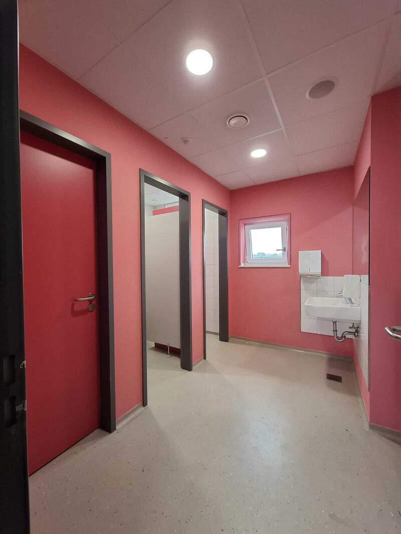 renovierte Toiletten