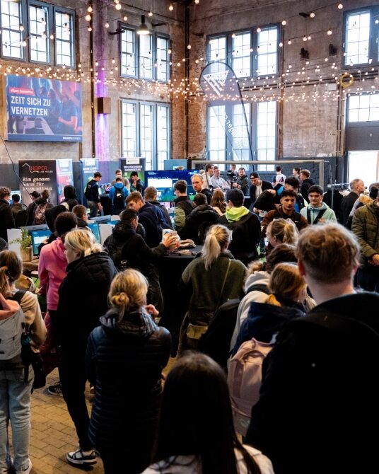 2024-03-15-esport-convention.jpeg